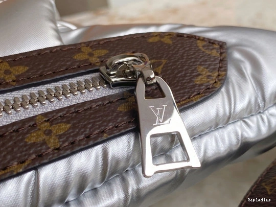 Rep ladies VUITTON LOUIS BUMBAG MAXI 0723